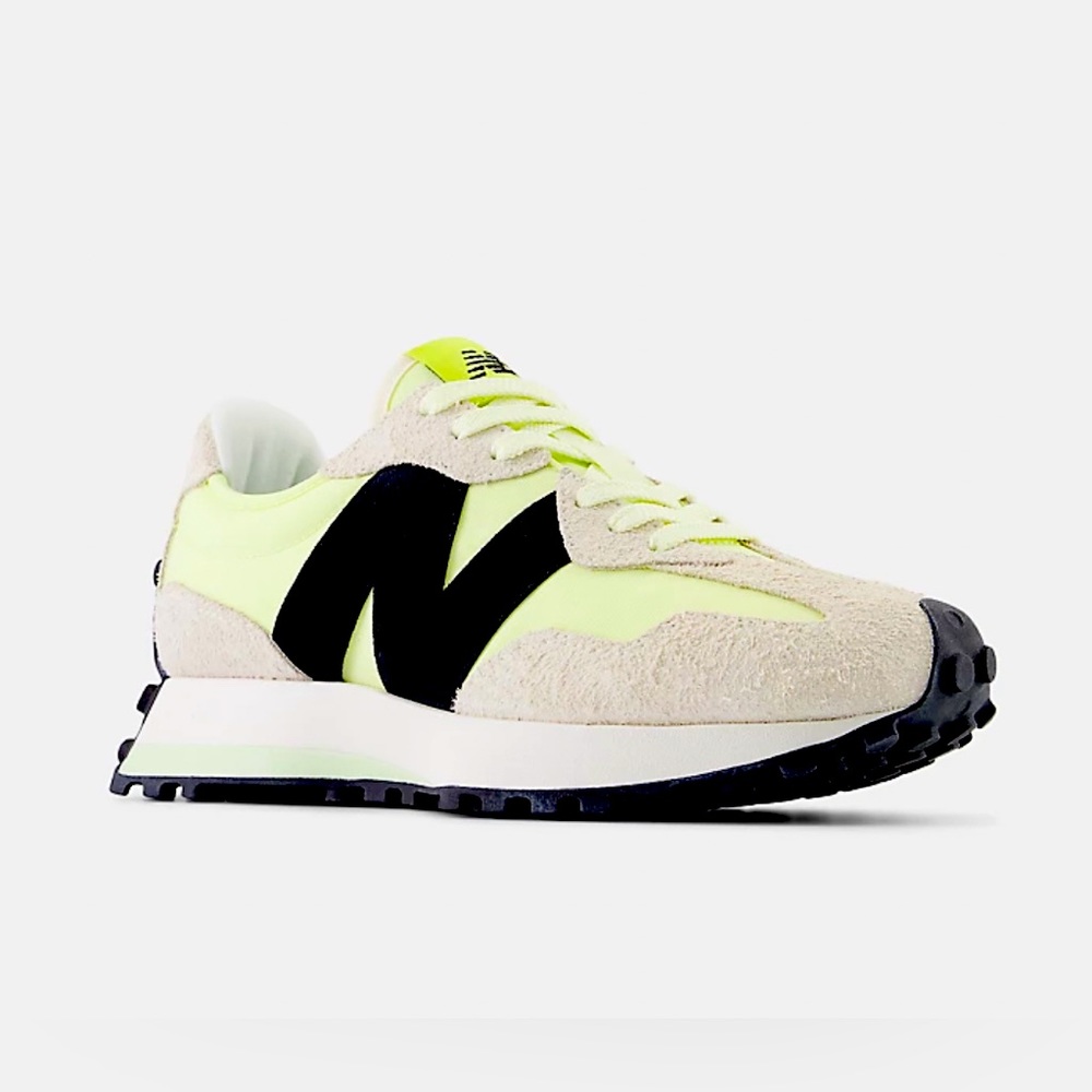 SOLD. …..  SOLD. …..   327 Women’s New Balance.